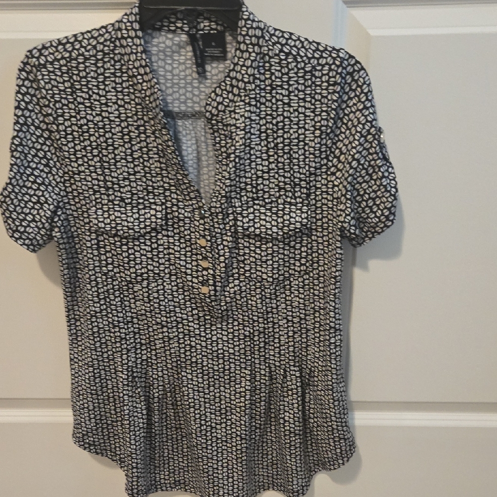 New Directions Black and White Blouse